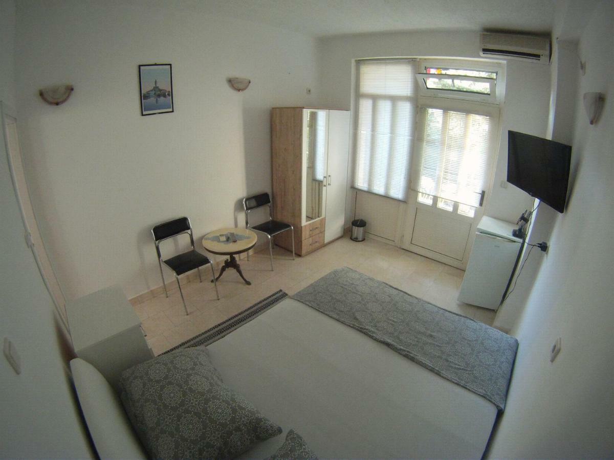 Salona Suite Екстер'єр фото